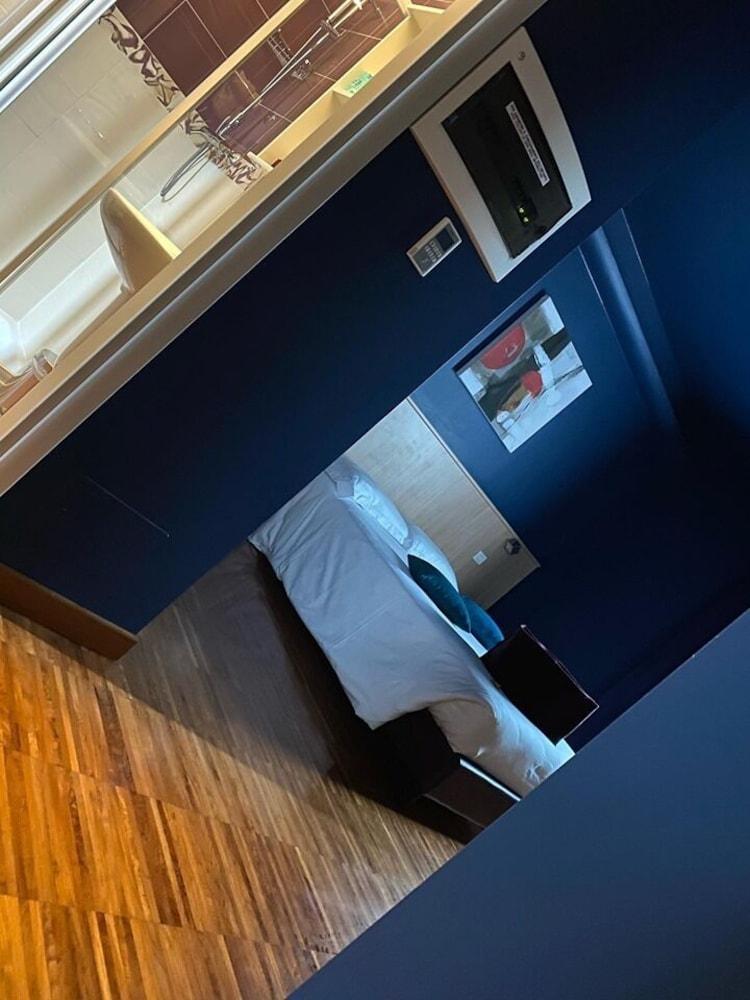 Albergo Residenza Al Teatro อูดิเน ภายนอก รูปภาพ